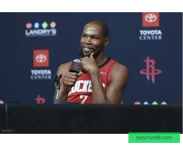 杜兰特坦言退役已近在眼前 直言为篮球奉献终生但剩余时光有限