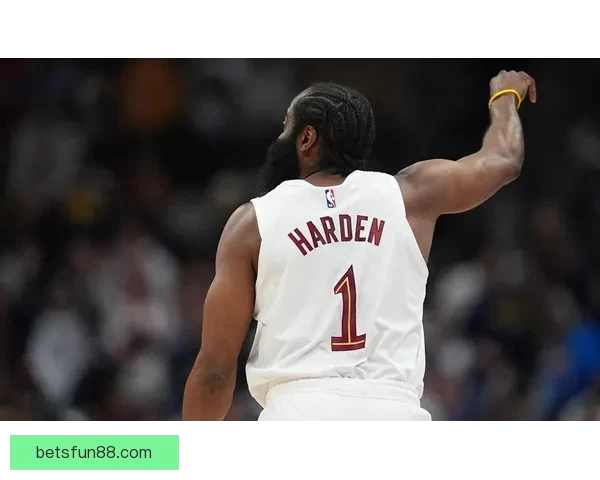 阿特金森:米切尔哈登都是顶级得分手 防守不重视季后赛难走远 阿特金森:米切尔哈登都是顶级得分手 防守不重视季后赛难走远