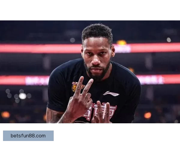 前NBA球星莫-威廉姆斯加盟肯塔基大学篮球教练团队