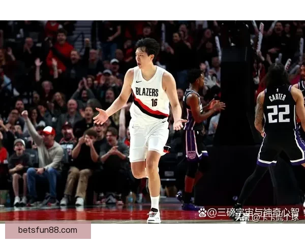 斯普利特着力提升杨瀚森三分出手能力助其外线投射全面进化持续优化表现